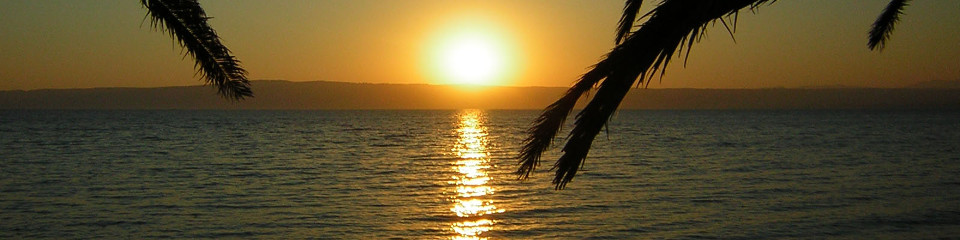 See mit Sonnenuntergang
